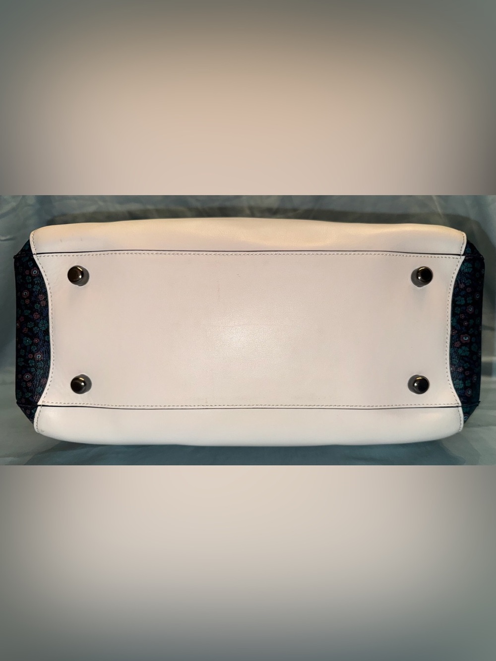 COACH F59442 Margot Carryall White Floral Satchel With Blue Cherry Charm - Picture 6 of 11